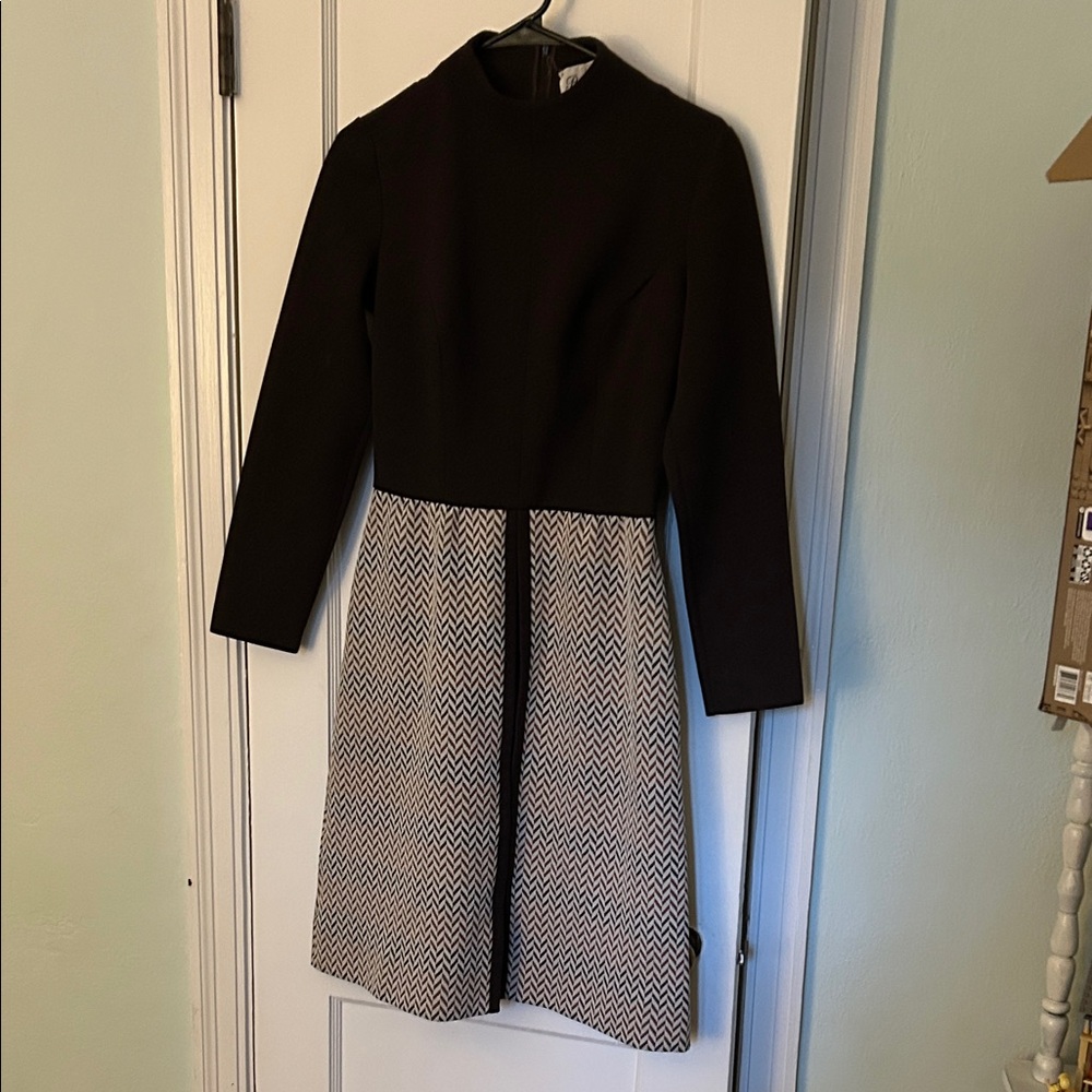Vintage Brown and Ivory Patterned Long-Sleeve Dress
